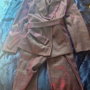!!!SOLD!!! Stylish Plaid Blazer and Pants Suit
